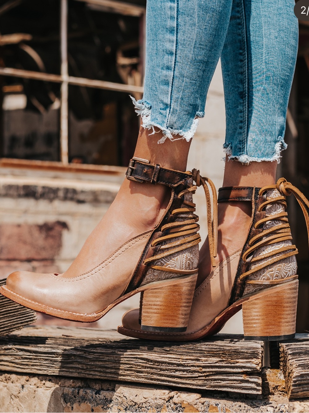 FREEBIRD by Steven Raeanne Leather Strappy Block Heel Shoes Tan Multi Size 9